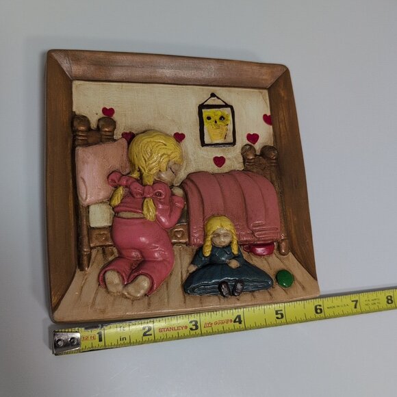 Vintage Wall Plaque 1970s Praying Girl retro - Picture 3 of 4